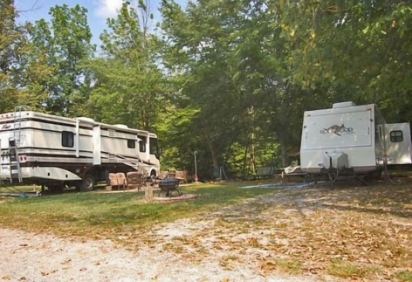 هتل St Clair Rv Resort