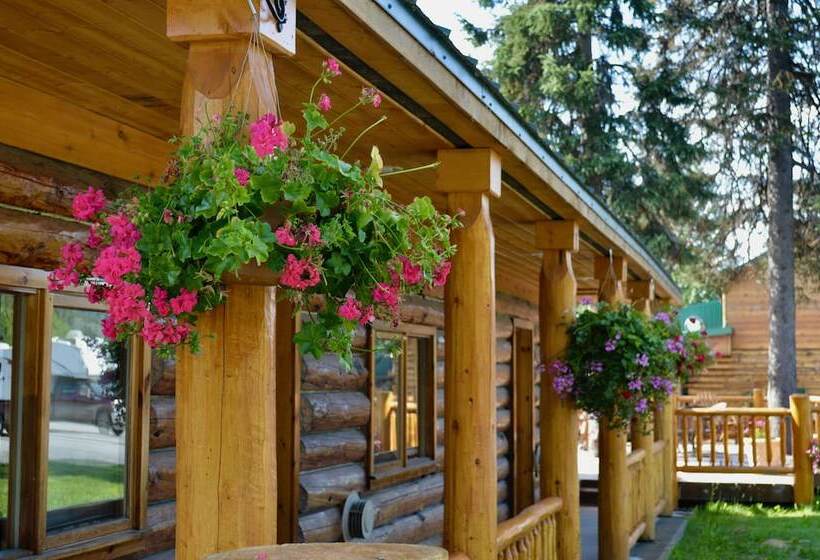 Отель Summit Lake Lodge