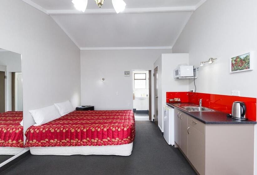 Manfeild Park Motel
