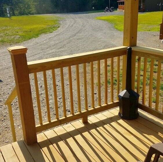 فندق على الطريق Abbot Trailside Lodging