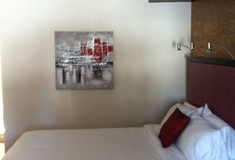 Motel Fraser
