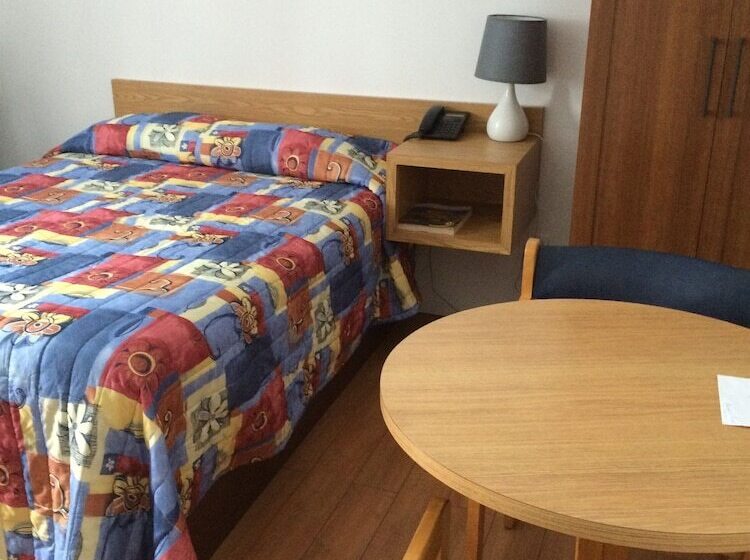 Motel Fraser