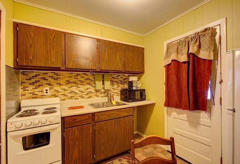 Starlite Motel