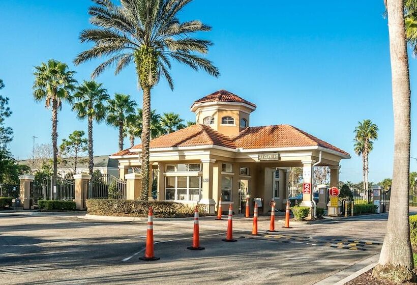 Windsor Hill Resort