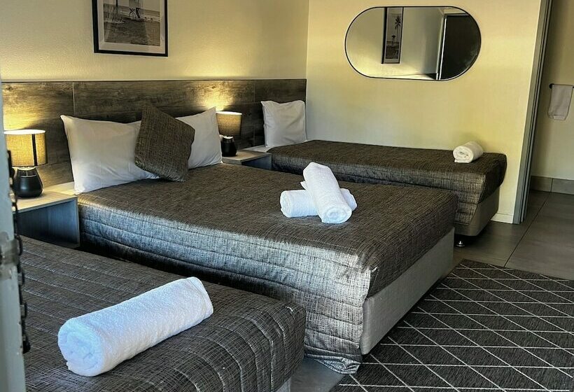 Y Motels Gympie