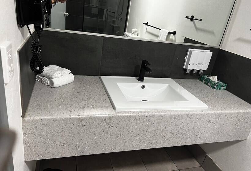 Y Motels Gympie