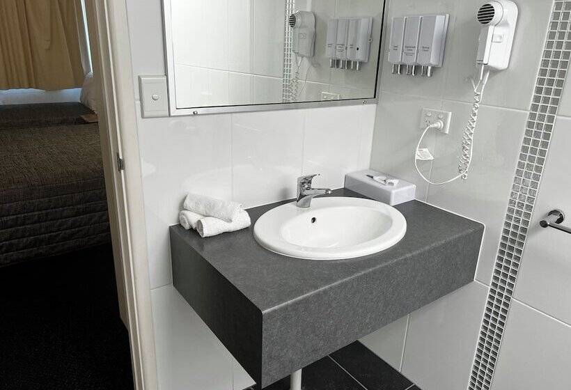 Y Motels Gympie