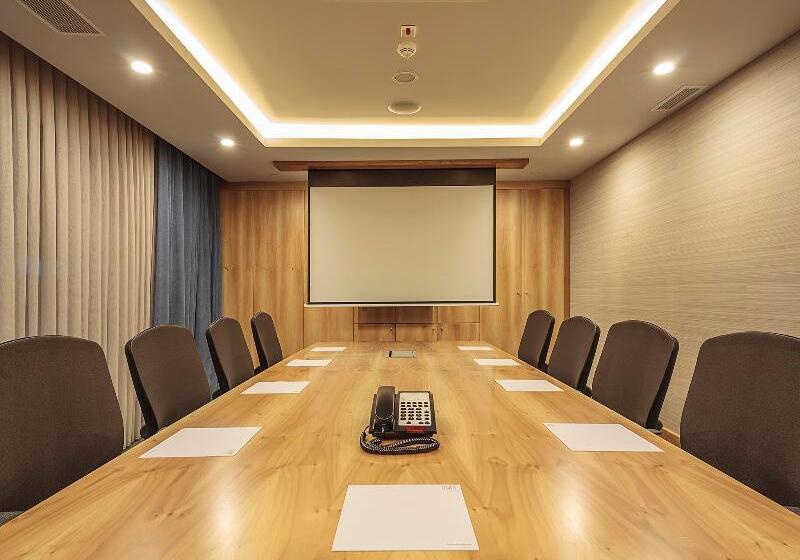 Fotos del hotel Ever  Europe:  11