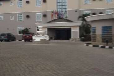 Grandvenice Hotel And Suites
