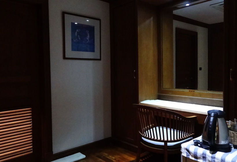 هتل Asias Boutique Club / The Homestays
