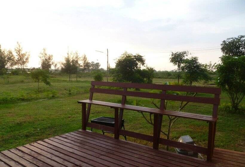هتل Ban Bang Home Resort