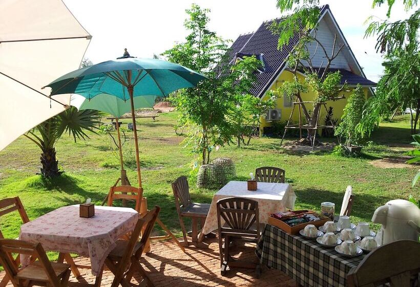 هتل Ban Bang Home Resort