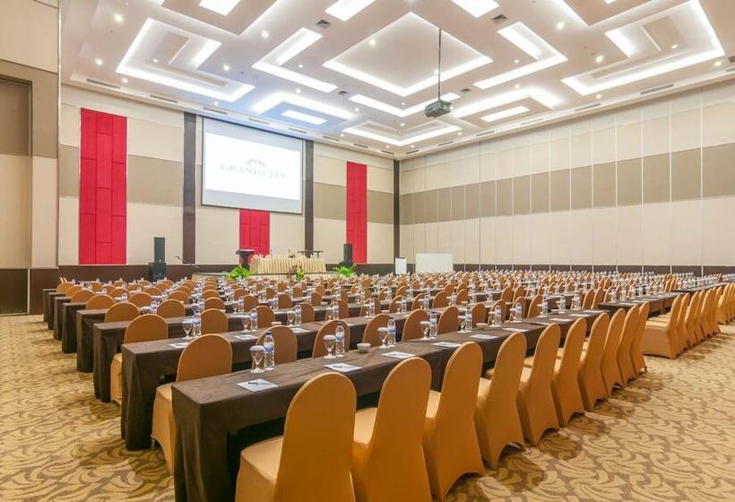 هتل Dalton Makassar