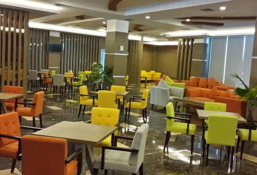 هتل Dalton Makassar