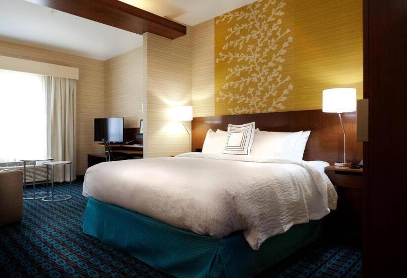 בית מלון כפרי Fairfield Inn & Suites By Marriott Lethbridge