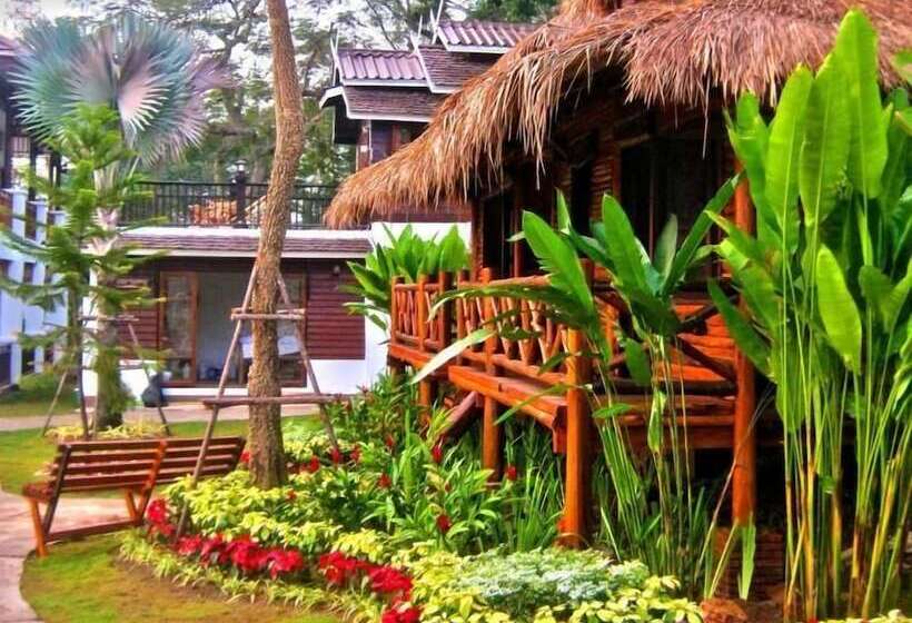 هتل Gin's Maekhong View Resort & Spa