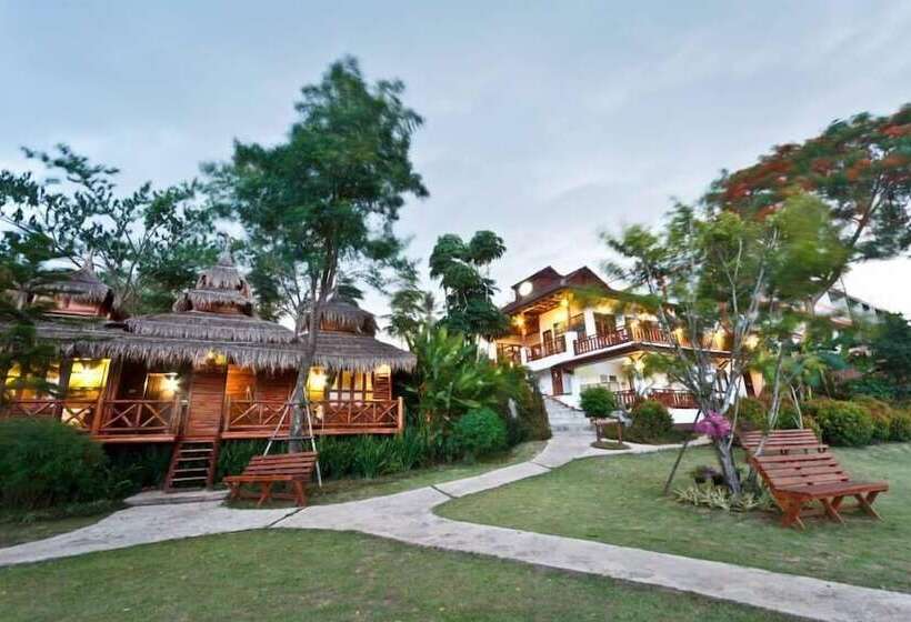 هتل Gin's Maekhong View Resort & Spa
