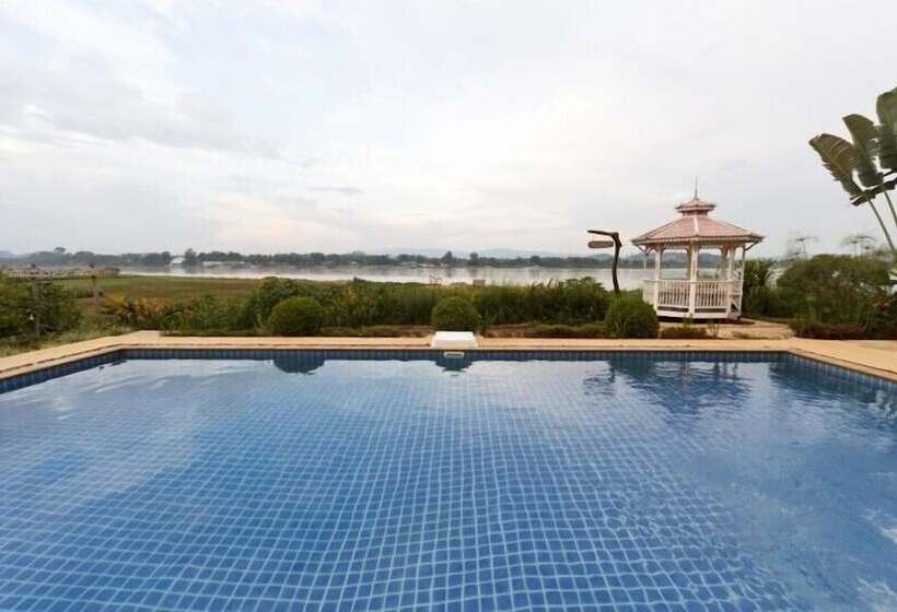 هتل Gin's Maekhong View Resort & Spa