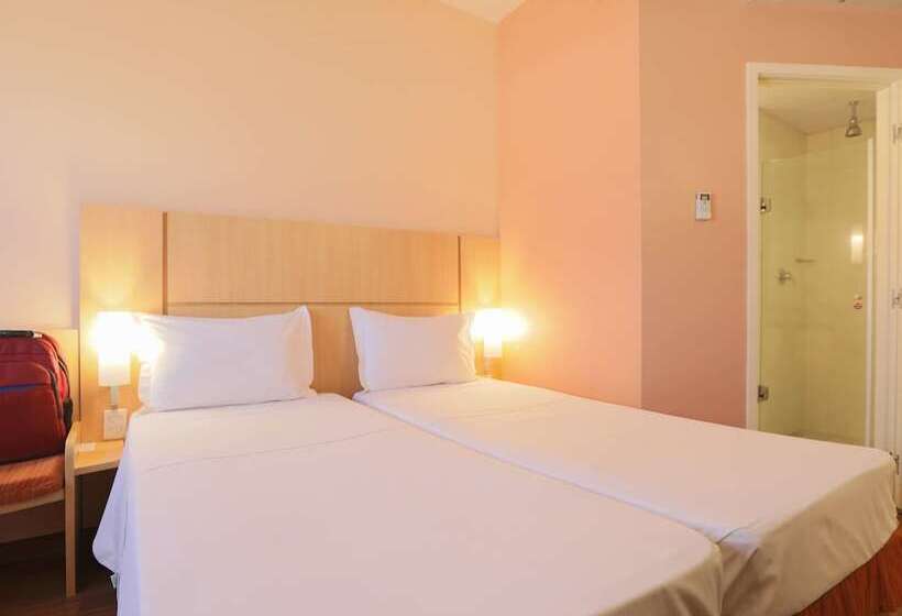 هتل Ibis Montes Claros Shopping