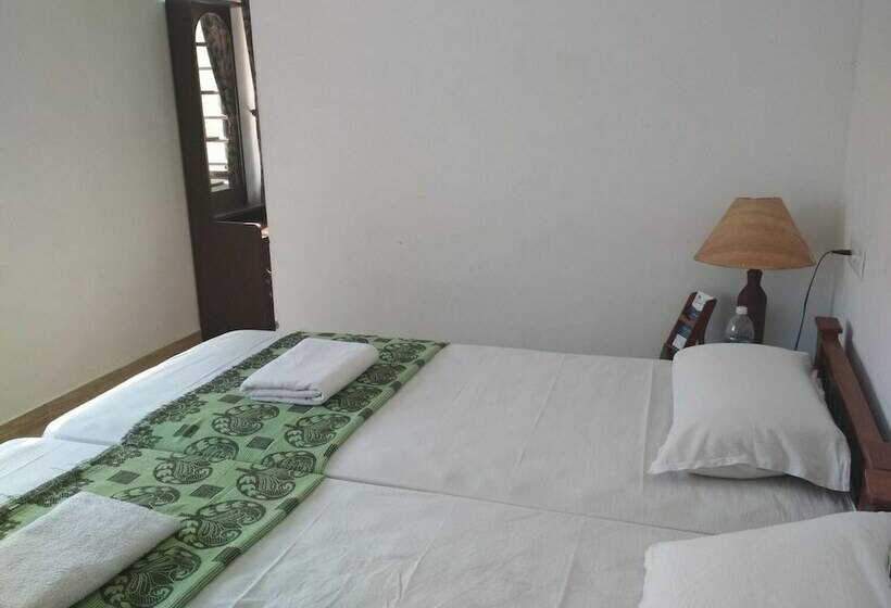 호텔 Immanuel Homestay