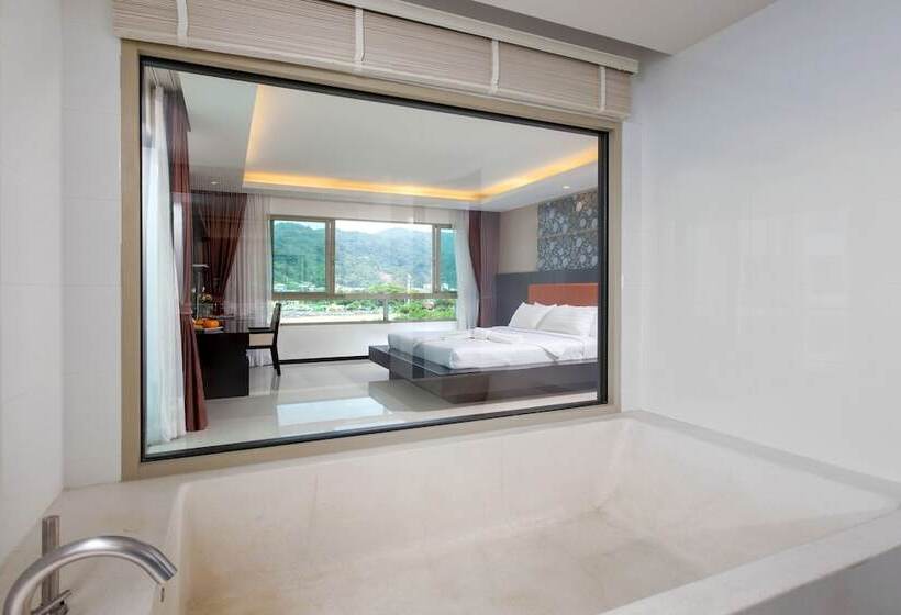 هتل Kamala Regent Phuket Serviced Apartment