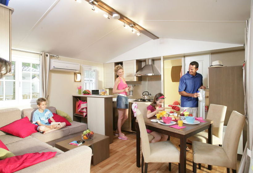 هتل Camping Carabasse Vias Plage