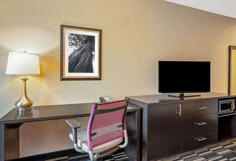 هتل La Quinta By Wyndham Tumwater   Olympia