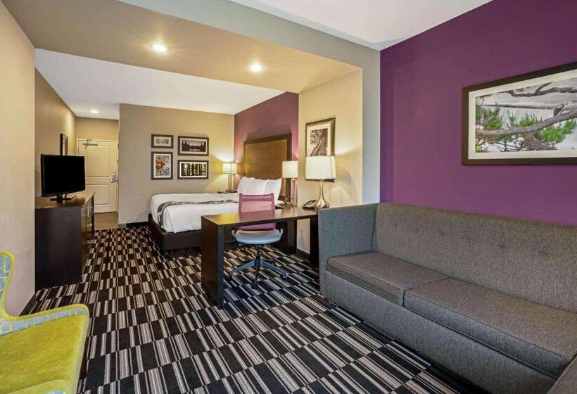 هتل La Quinta By Wyndham Tumwater   Olympia