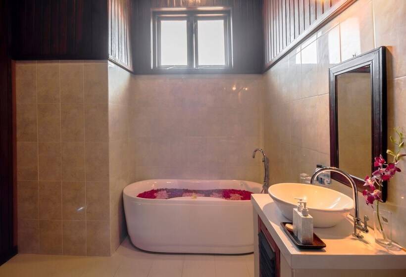 Fotos del hotel Loka Pala Villa:  11