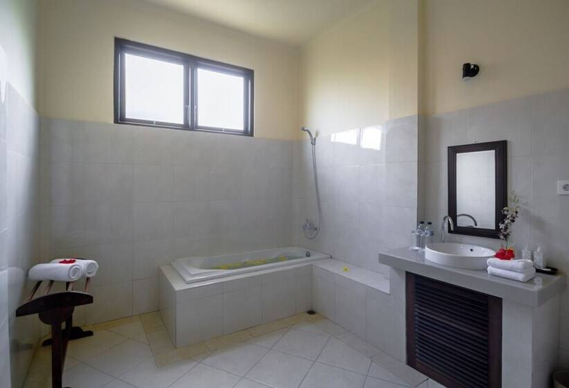 Fotos del hotel Loka Pala Villa:  5