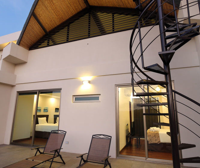 هتل Sky Penthouses 3br 3,5 Bth  6br 5,5bth At Oceano