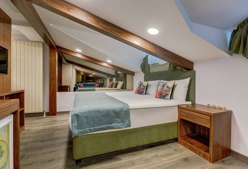 Fotos del hotel Sometimes  Taksim:  4