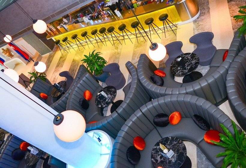 هتل Sun & Moon Urban