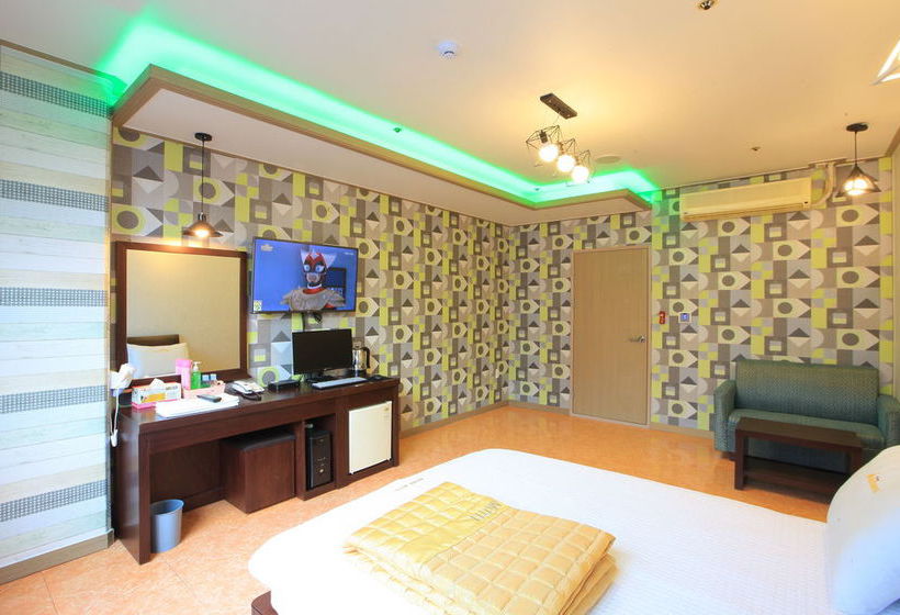 Marina Motel Busan Station