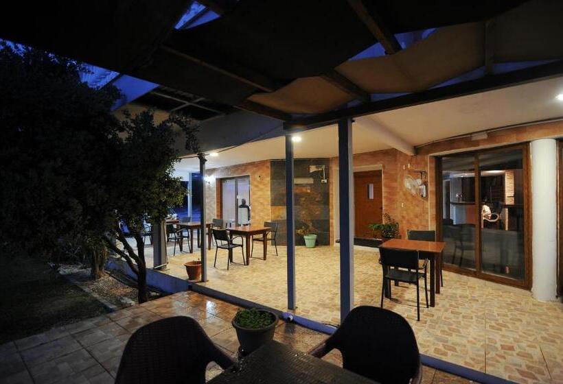 پانسیون Bella Rosa Hotel Cyprus