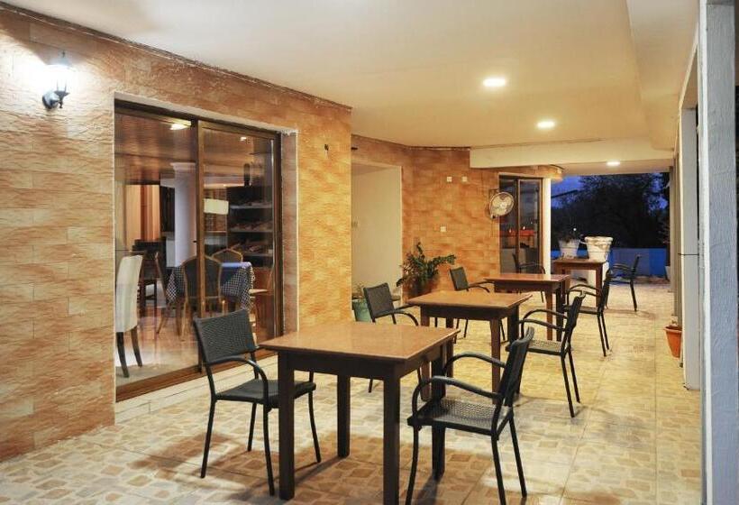 پانسیون Bella Rosa Hotel Cyprus