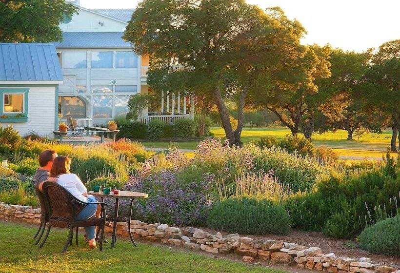 Bed and Breakfast Rose Hill Retreat