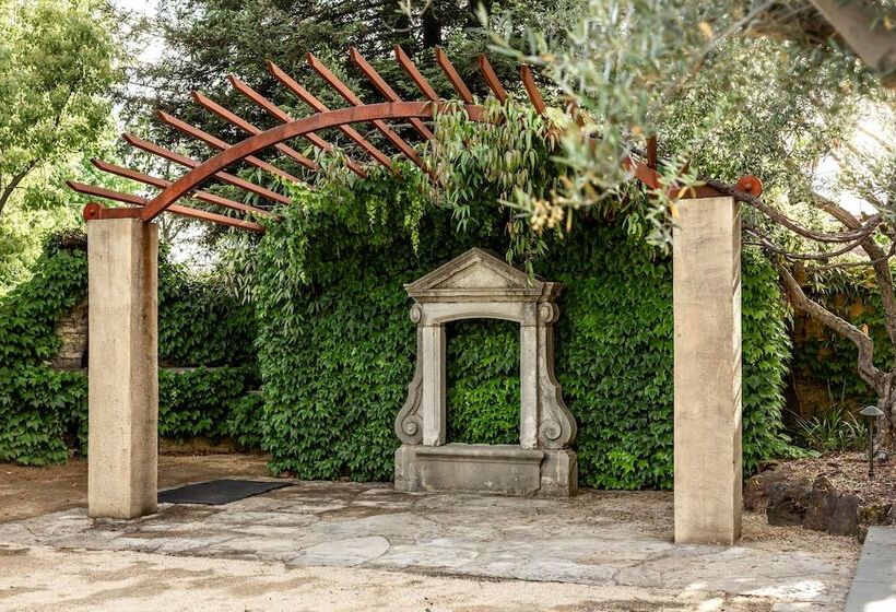 تختخواب و صبحانه Seven Branches Venue And Inn