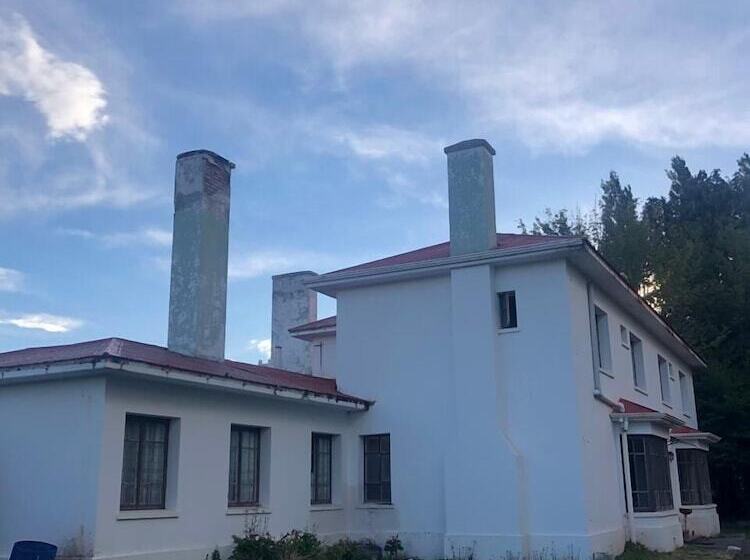 فندق فئة نجمة واحدة Hostería Pionero