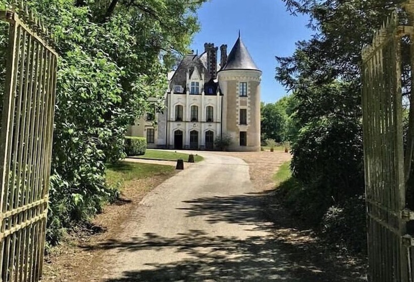 هتل Château Des Arpentis