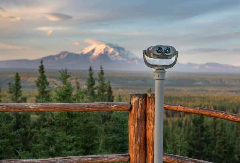 בית מלון כפרי Copper River Princess Wilderness Lodge