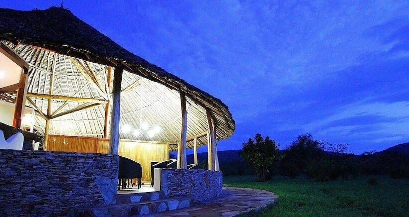 هتل Osero Enarau Camp