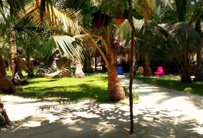 فندق Peace & Love Beach Club