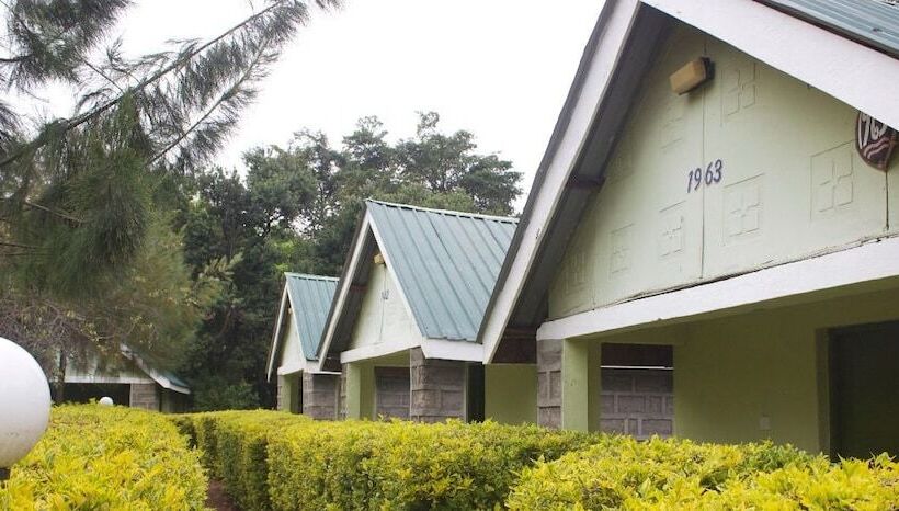 هتل Rhino Camp