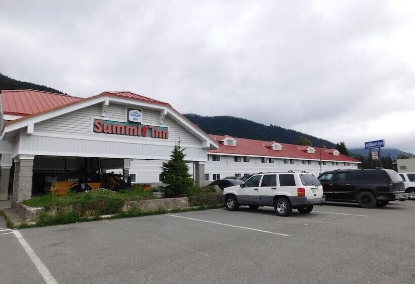 فندق The Summit Inn