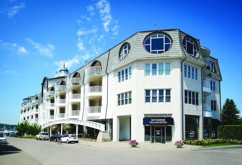 هتل Village Suites Bay Harbor
