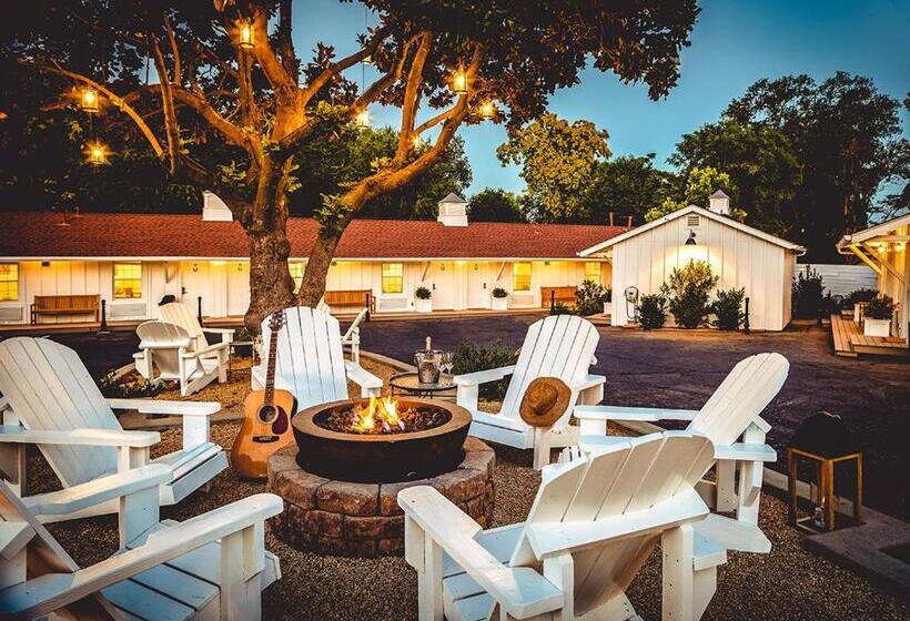 مُتل Stables Inn