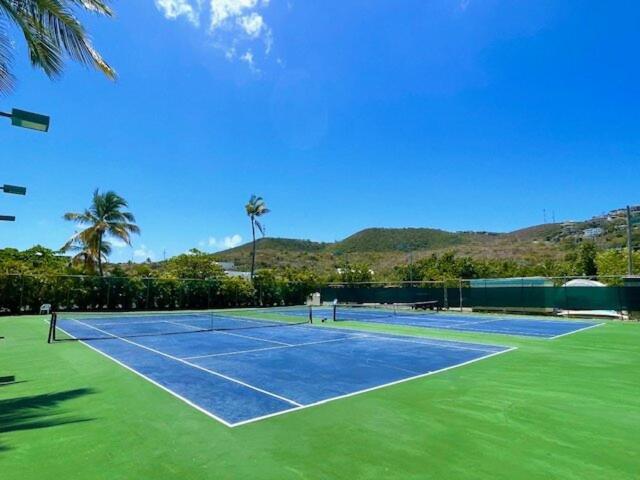 Crystal Cove Villas