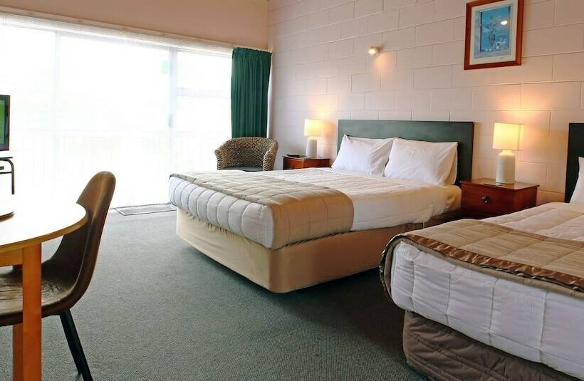 289 Midway Motel