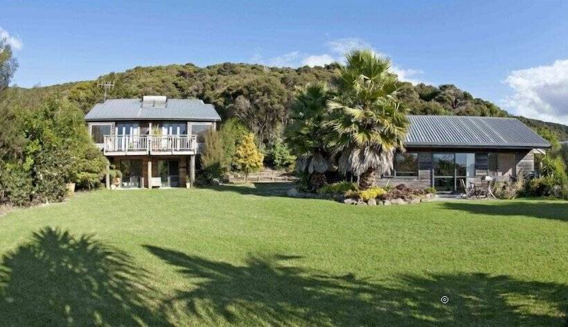 Bay Of Islands Holiday Apartments